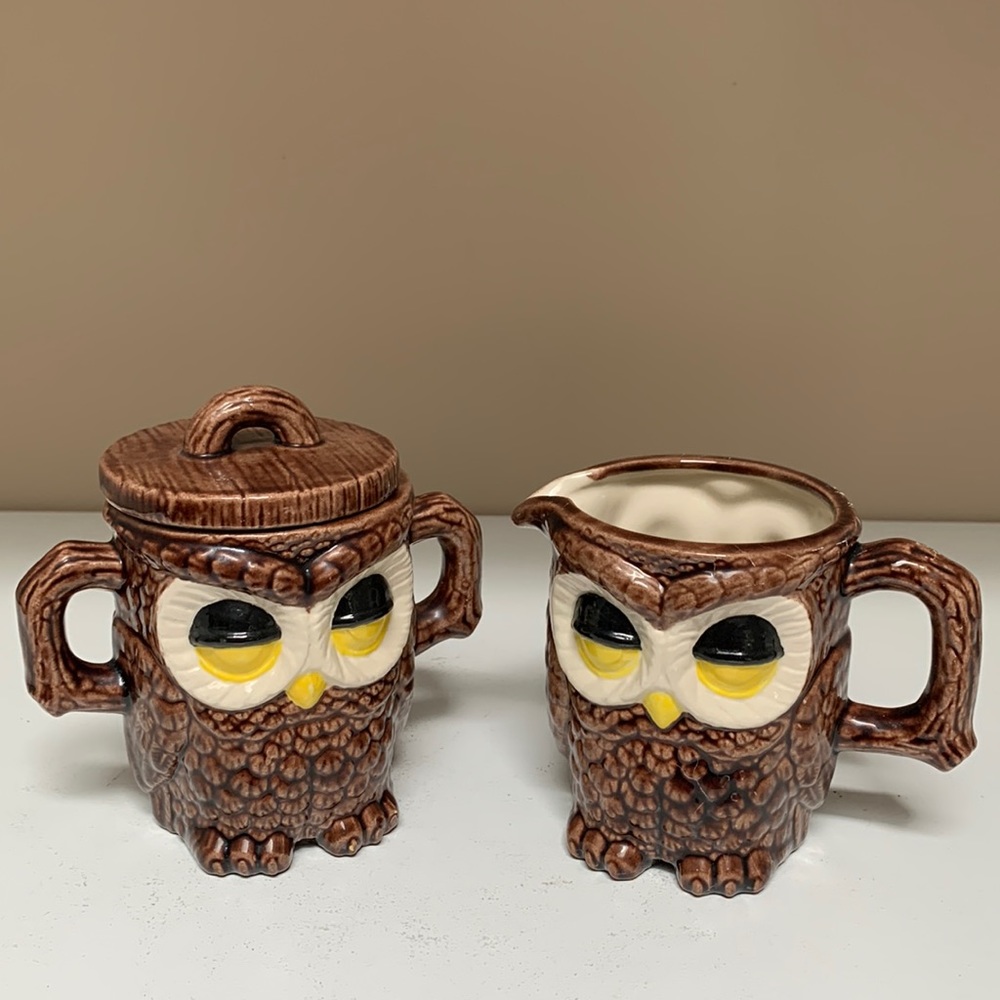 EUC Vintage 80’s Ceramic Sleepy Owl Creamer and Sugar Bowl With Lid